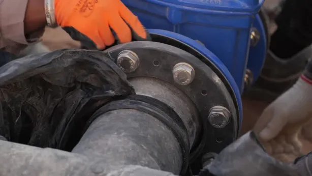 How to Connect PE Pipes to Valves with a Flange Adaptor